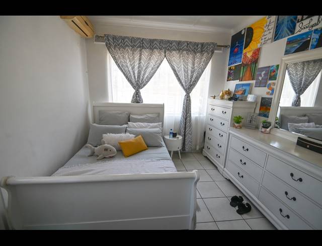 4 BEDROOM HOUSE FOR SALE IN RESERVOIR HILLS